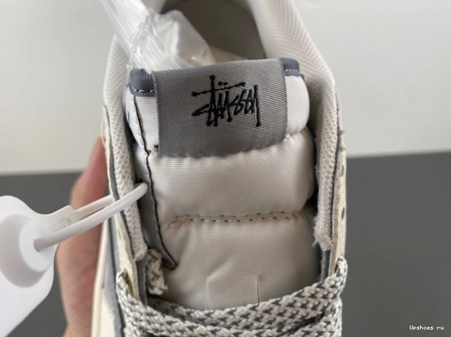 Fragment x Design  AJ-SJ2068-130 1 Scott  x  Low Travis Jordan Jordan Air 0417